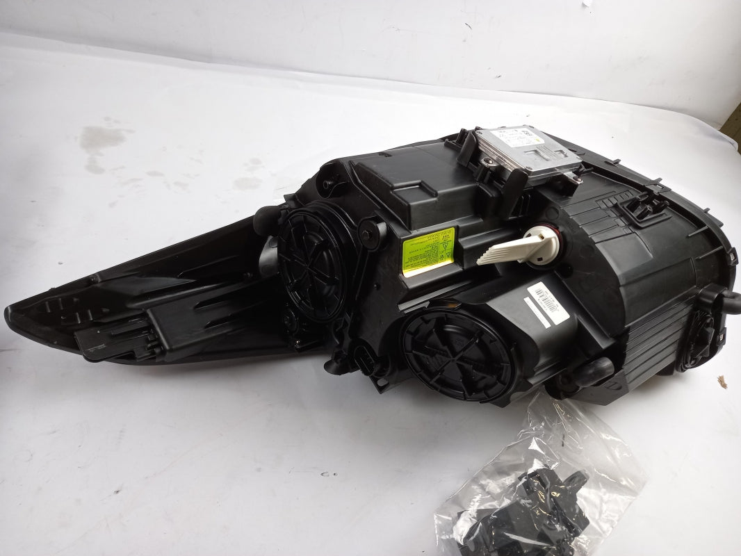 Original OE HYUNDAI/KIA Scheinwerfer 921023Z071