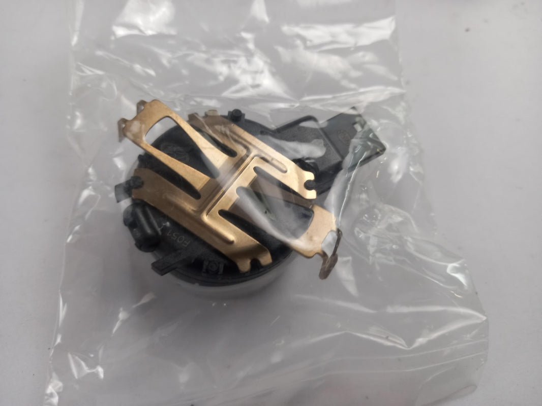 Original HYUNDAI Accent I20 Tucson IX35 KIA Sorento Regensensor 96000C1000