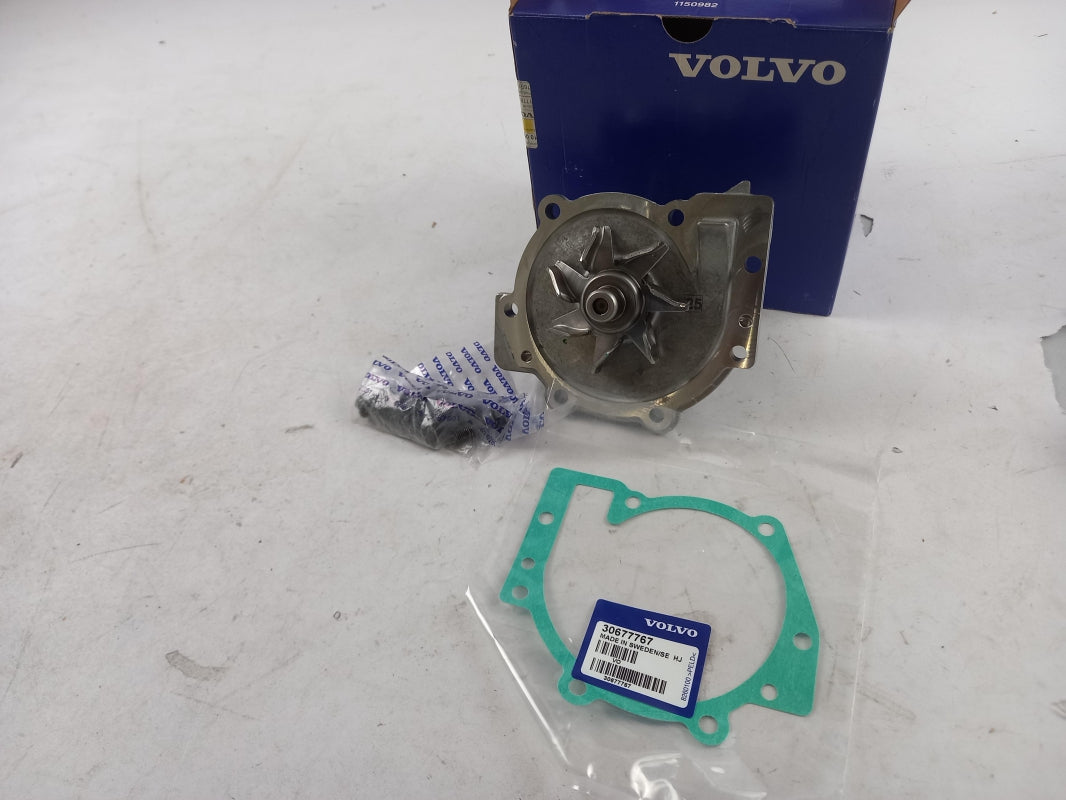 Original OE VOLVO Wasserpumpe 31368179