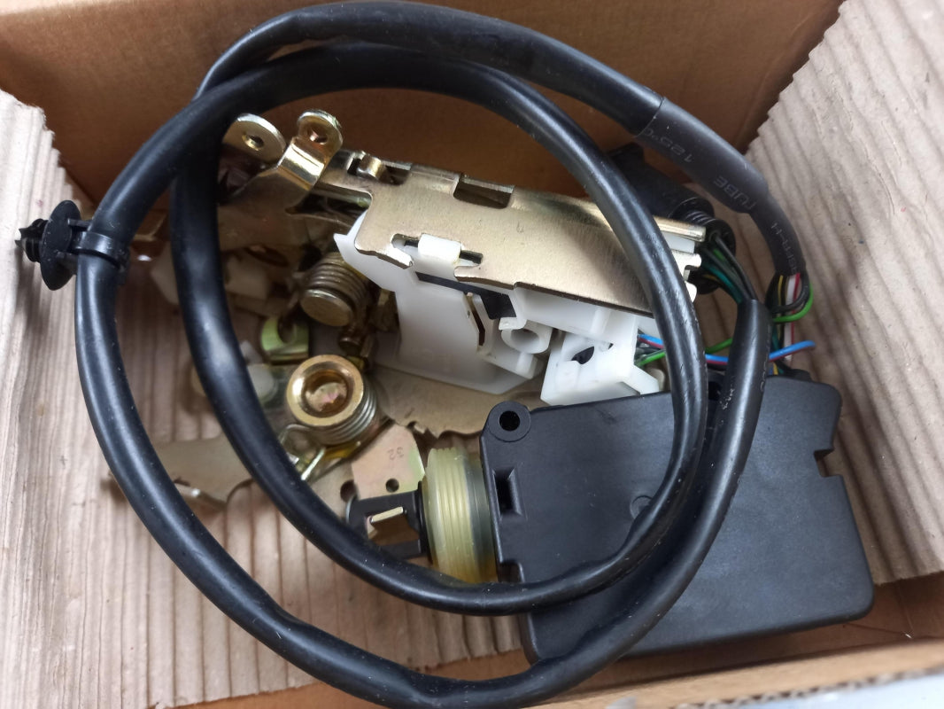 Original OE MERCEDES-BENZ Türschloss A9437200635