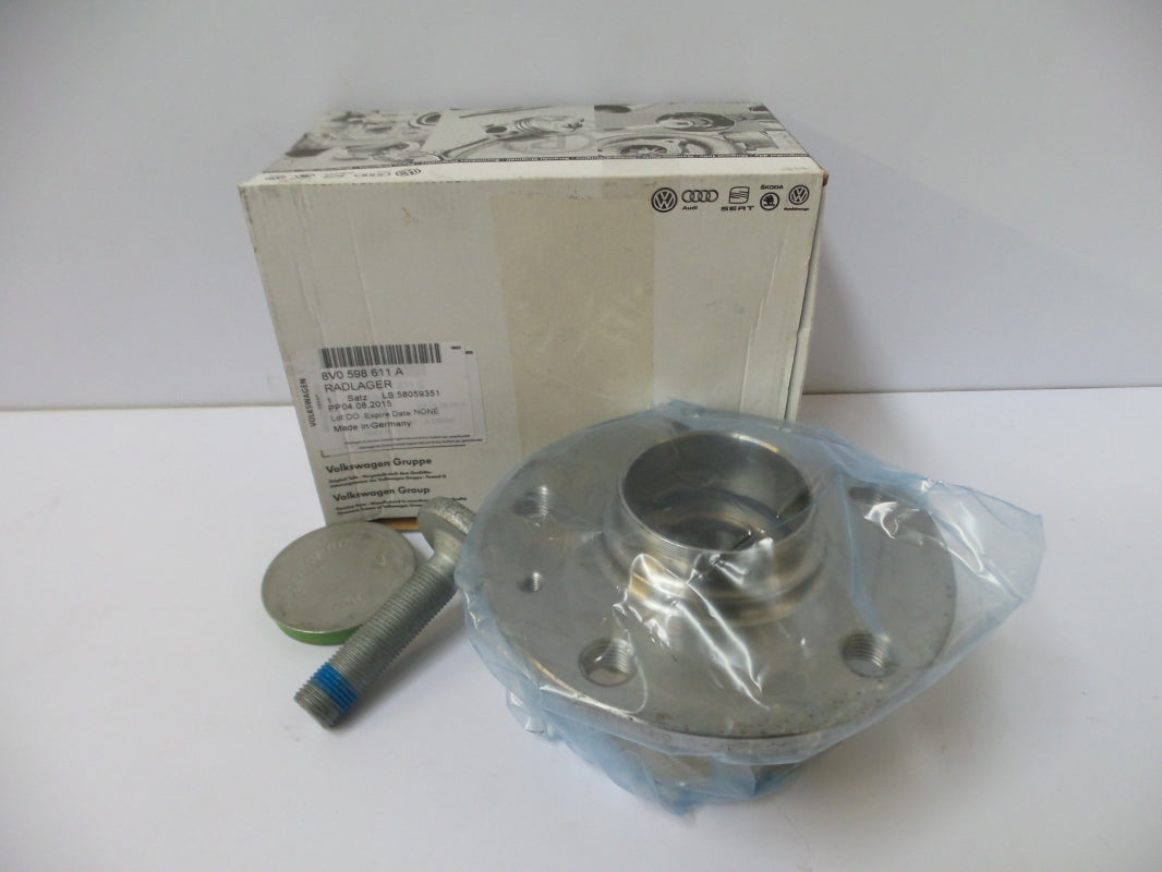 Original AUDI A3 VW Golf Jetta SKODA Octavia Radnabe 30mm hinten 8V0598611A