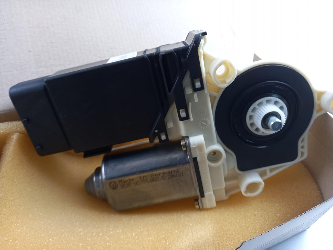 Original OE Volkswagen Fensterhebermotor 1J0959801F018