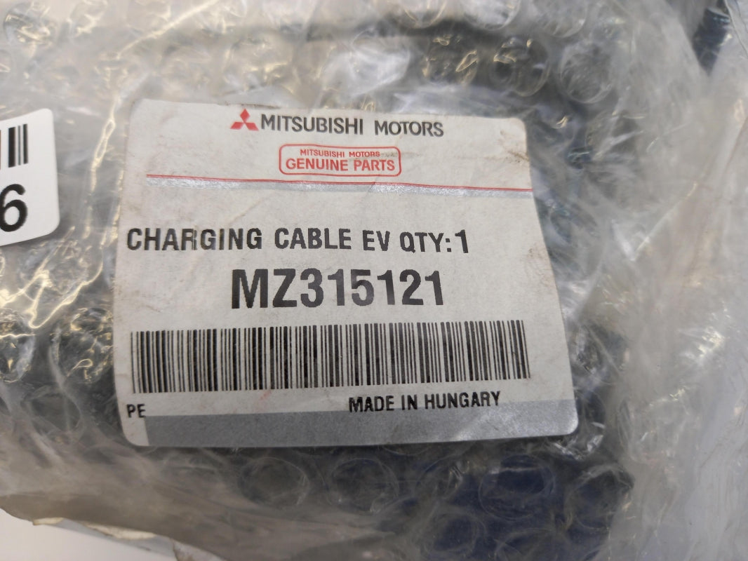 Original MITSUBISHI Outlander PHEV 2016- Mode 3 Ladekabel 6m MZ315121