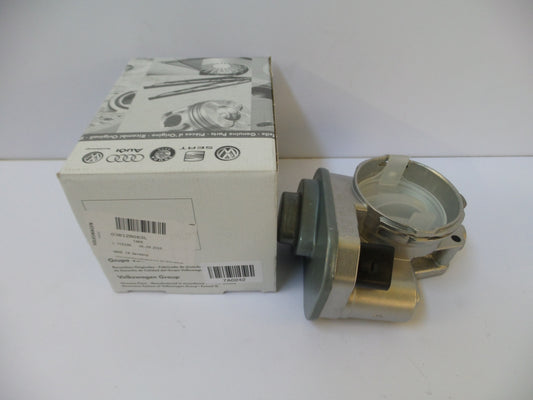 Original AUDI A3 VW Passat Sharan Touran 1.9TDi Drosselklappenstutzen 038128063L