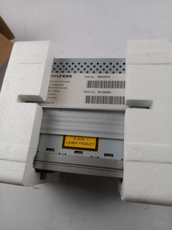Original HYUNDAI Santa Fe II 2005-2012 Multimedia Haupteinheit M85002B100
