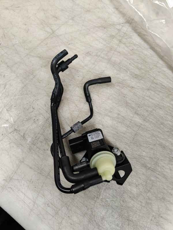 Original AUDI A1 SKODA Rapid SEAT Toledo Schlauch 04L131051M