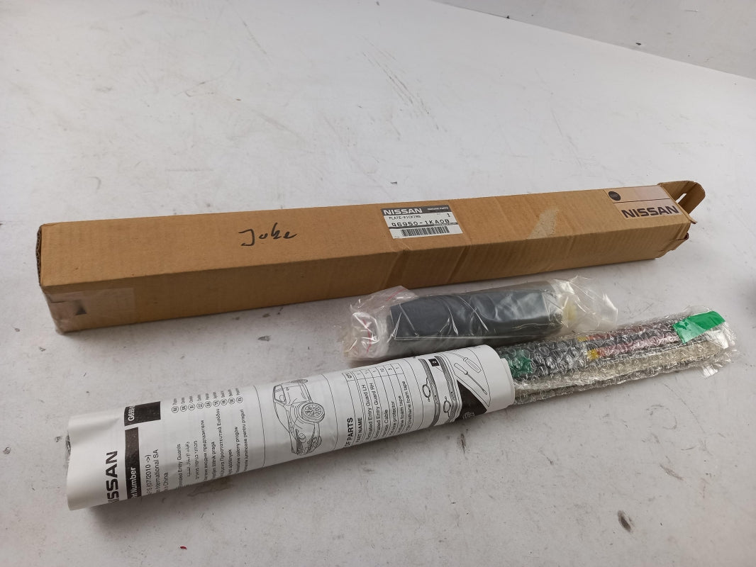 Original OE NISSAN Einstiegsleiste G69501KA0B