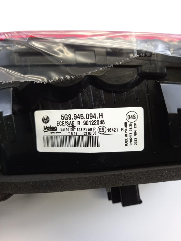 Original VOLSWAGEN Golf VII (5G) Heckleuchte Rechts 5G9945094H