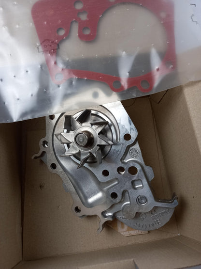 Original OE RENAULT Wasserpumpe 7701478018