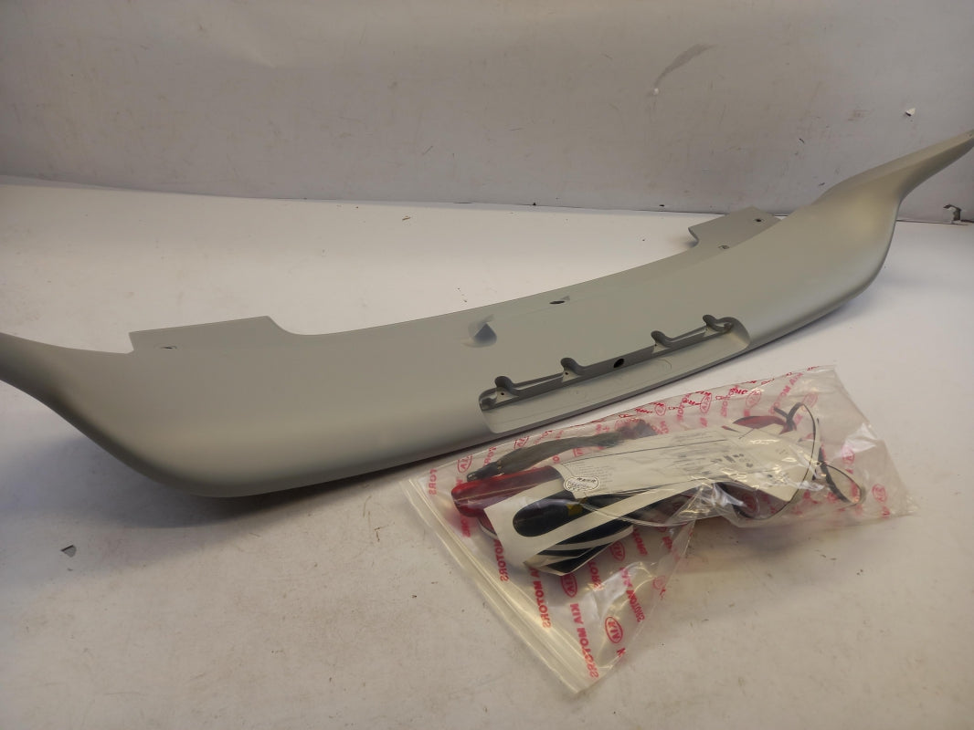 Original KIA Cerato Schrägheck (2004-2006) Spoiler Hinten P83402F500