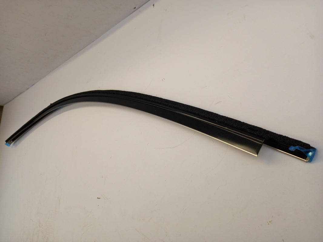 Original OE FORD door window seal 5362232 