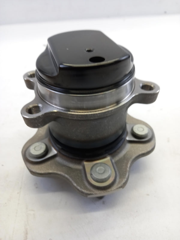 Original OE NISSAN Radnabe 432024CE0A