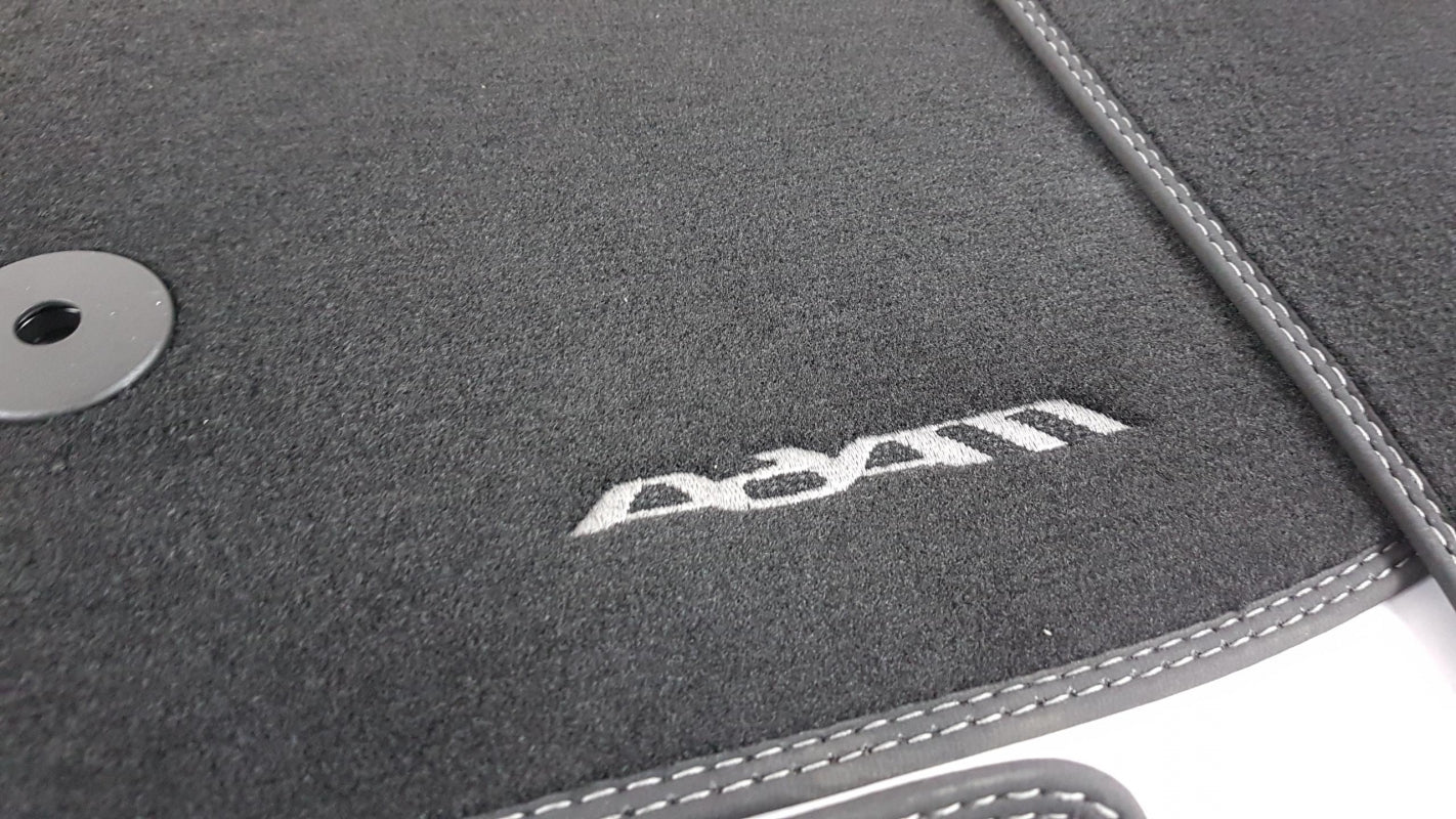 Original OPEL Adam 2013-2019 Fußmatten Autoteppiche Velours Schwarz 13377330