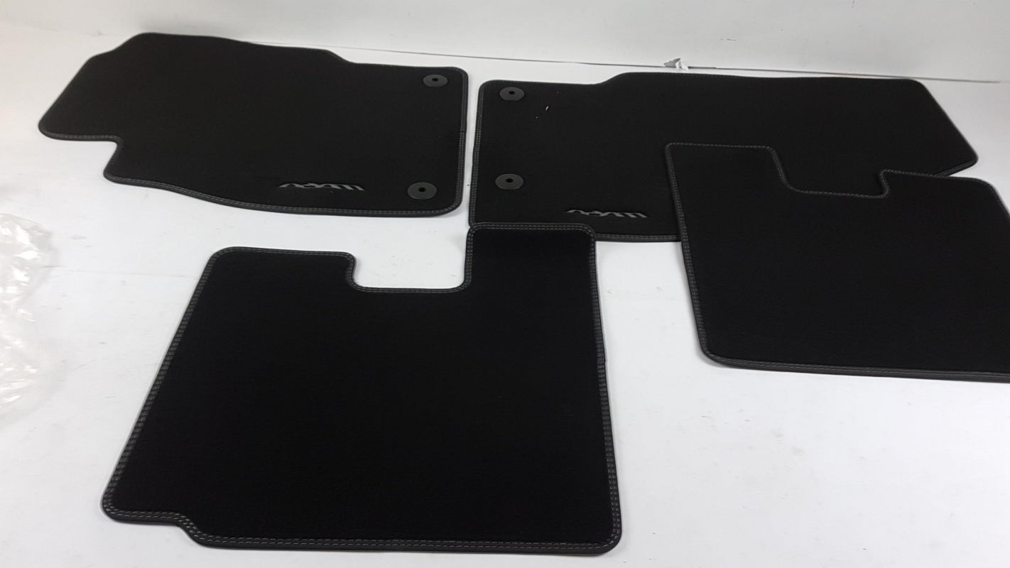 Original OPEL Adam 2013-2019 Fußmatten Autoteppiche Velours Schwarz 13377330