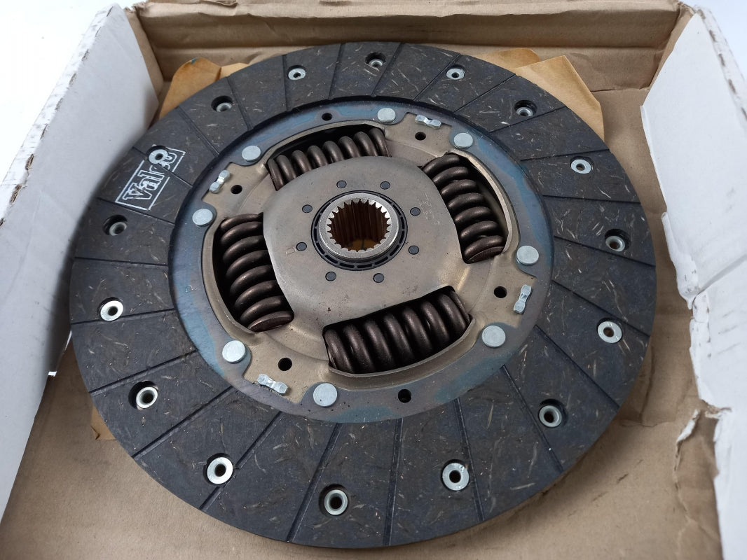 Original OE NISSAN Kupplungsscheibe 30100MB40A