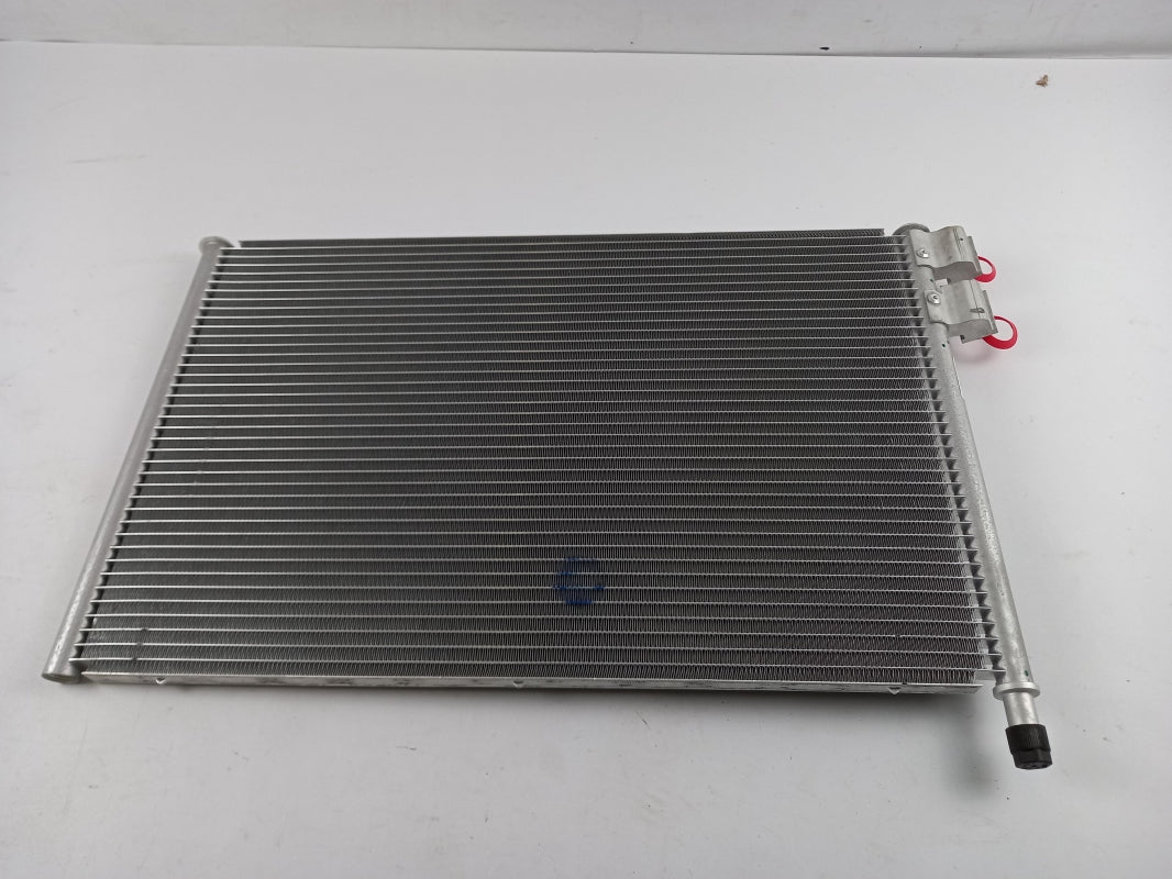 Original FORD Fiesta '01-'08 Fusion '01-'12 Klimakondensator 1384859