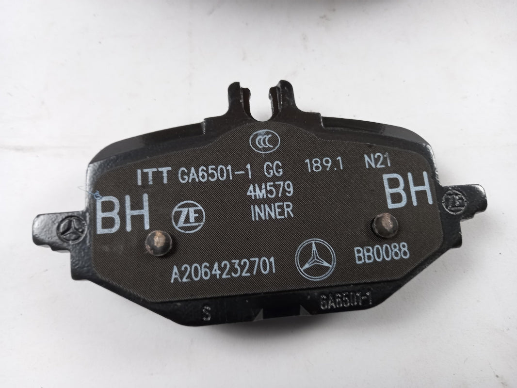 Original OE MERCEDES-BENZ Bremsbeläge A0004201304