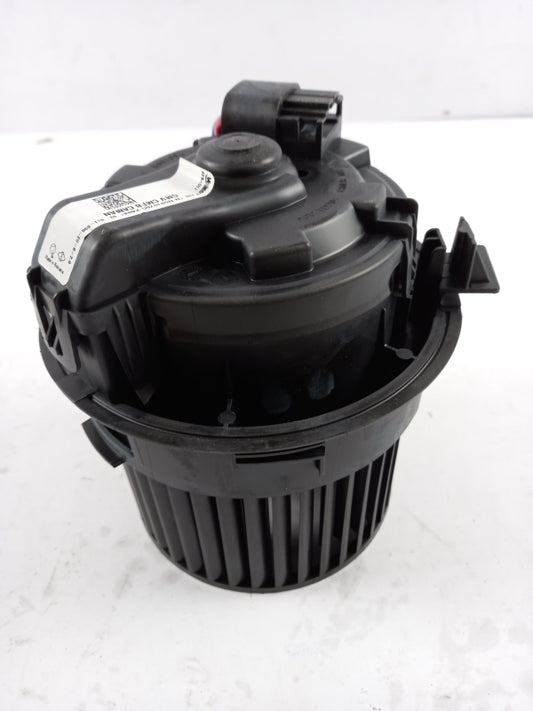 Original OE RENAULT Innenraumgebläse Elektromotor 272104185R