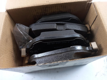 Original MERCEDES-BENZ GLC AMG63 W253 Bremsbeläge hinten A0004206002