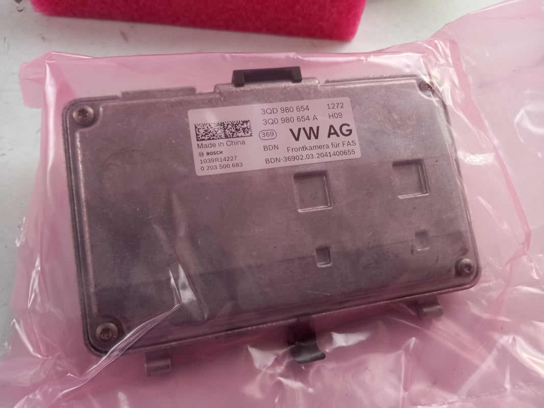 Original VW Tiguan Passat B8 Golf 7 SKODA Octavia Karoq Frontkamera 3QD980654