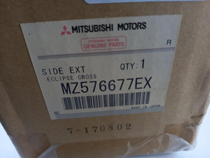 Original MITSUBISHI Eclipse Cross 2017 > Styling Kit Links/Rechts MZ576677EX