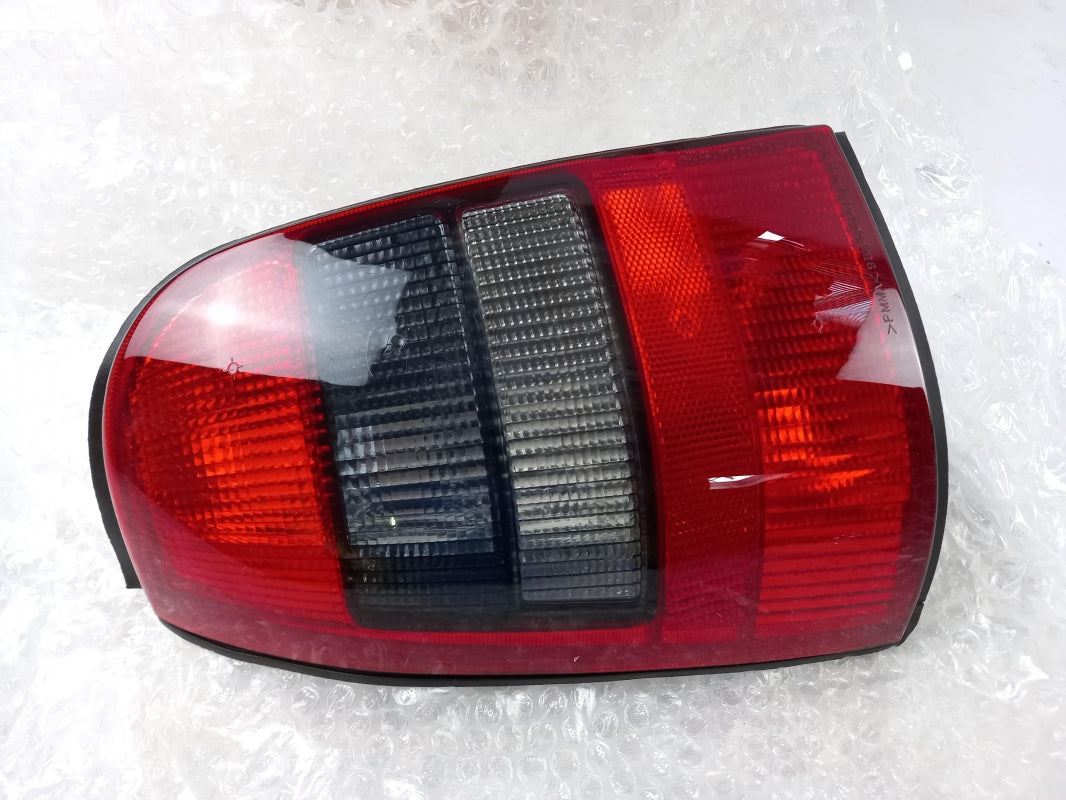 Original OE OPEL Heckleuchte 9192721