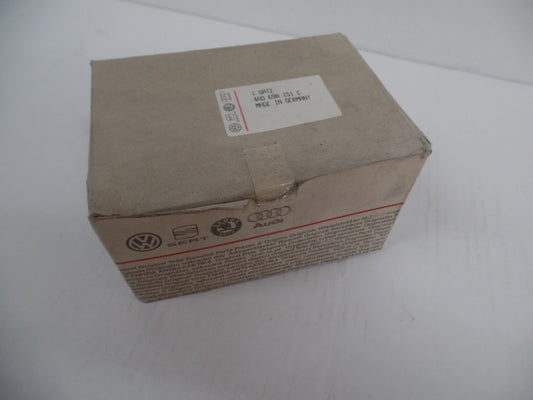 Original AUDI 100 A6 Bremsbeläge Bremsklötze mit Warnkontakt vorne 4A0698151C