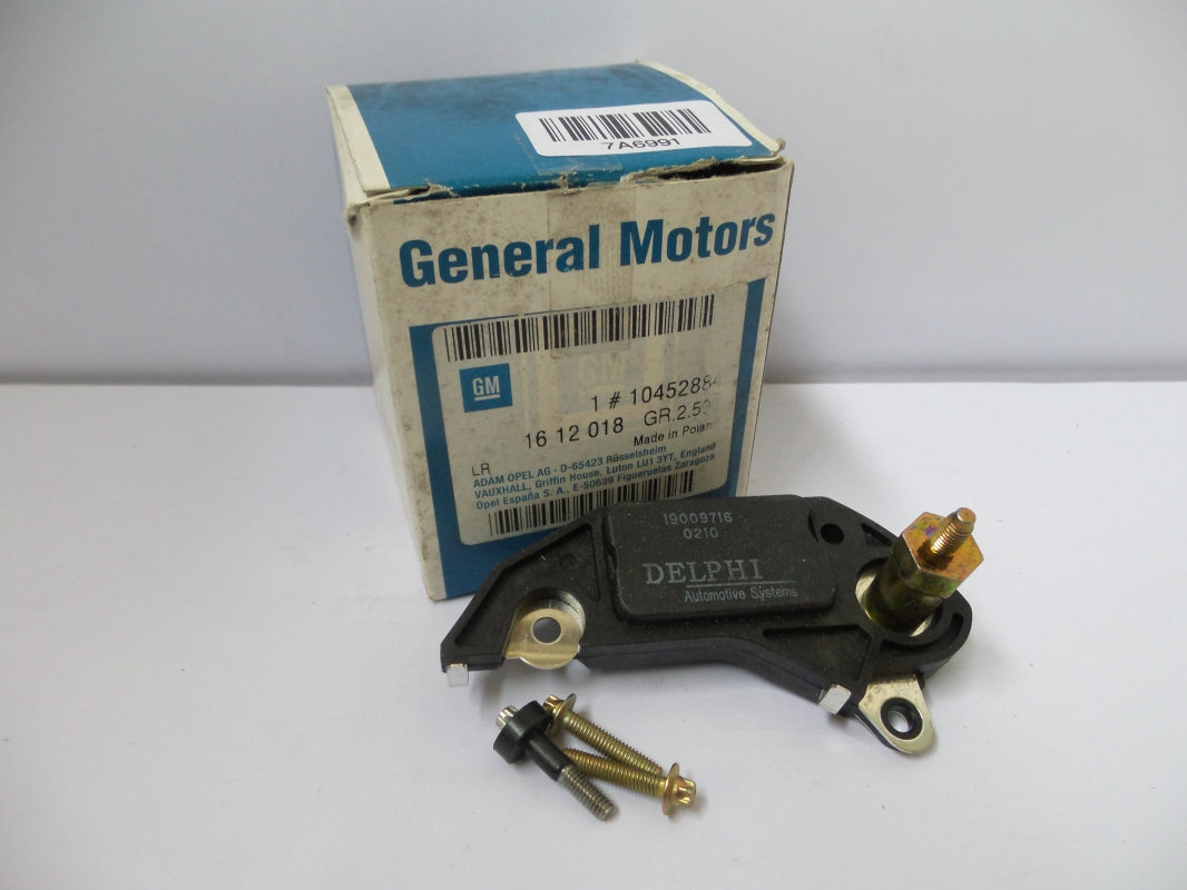 Original OPEL Omega-B Frontera-A/B Astra-F Vectra-A/B Generatorregler 10452884