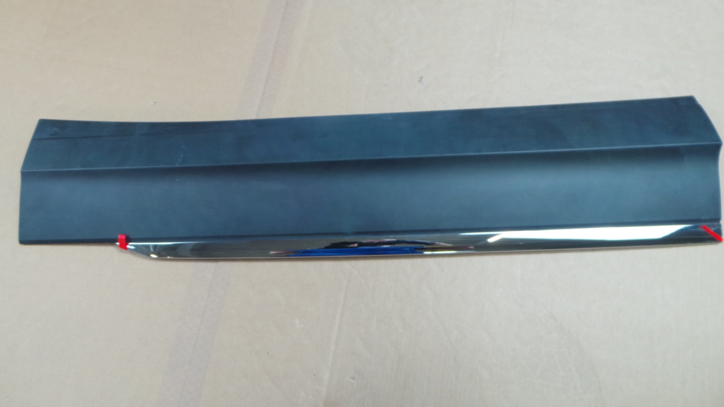 Original VW Tiguan II door trim strip black chrome gloss front right 5NA854940PRYP 