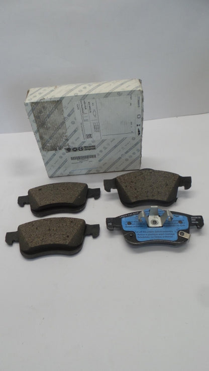 Original FIAT 500L (73 4F) '12- Bremsbeläge Bremsklötze vorne 77366915