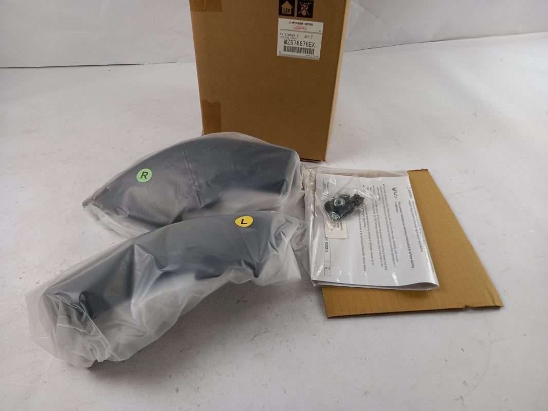 Original MITSUBISHI Eclipse Cross Rear Corner Extension Kit MZ576676EX 