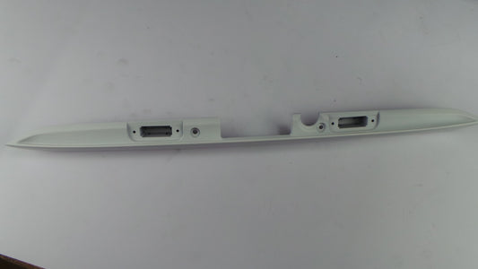 Original MERCEDES-BENZ E-klasse S210 Heckklappen Griffleiste A21074000409999