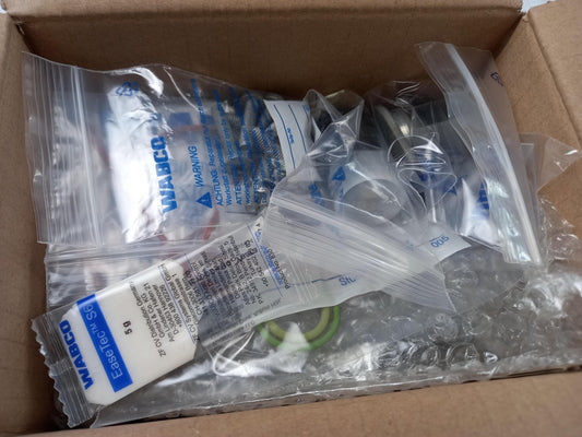 Original MERCEDES-BENZ Actros Axor Wegsensor für 715 Getriebe A945542251864