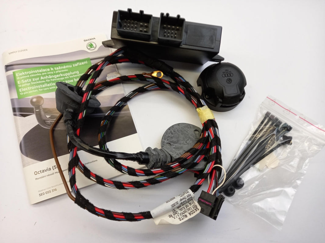 Original SKODA Octavia 5E Anhängerkupplung Elektrosatz 13-pol 5E0055316