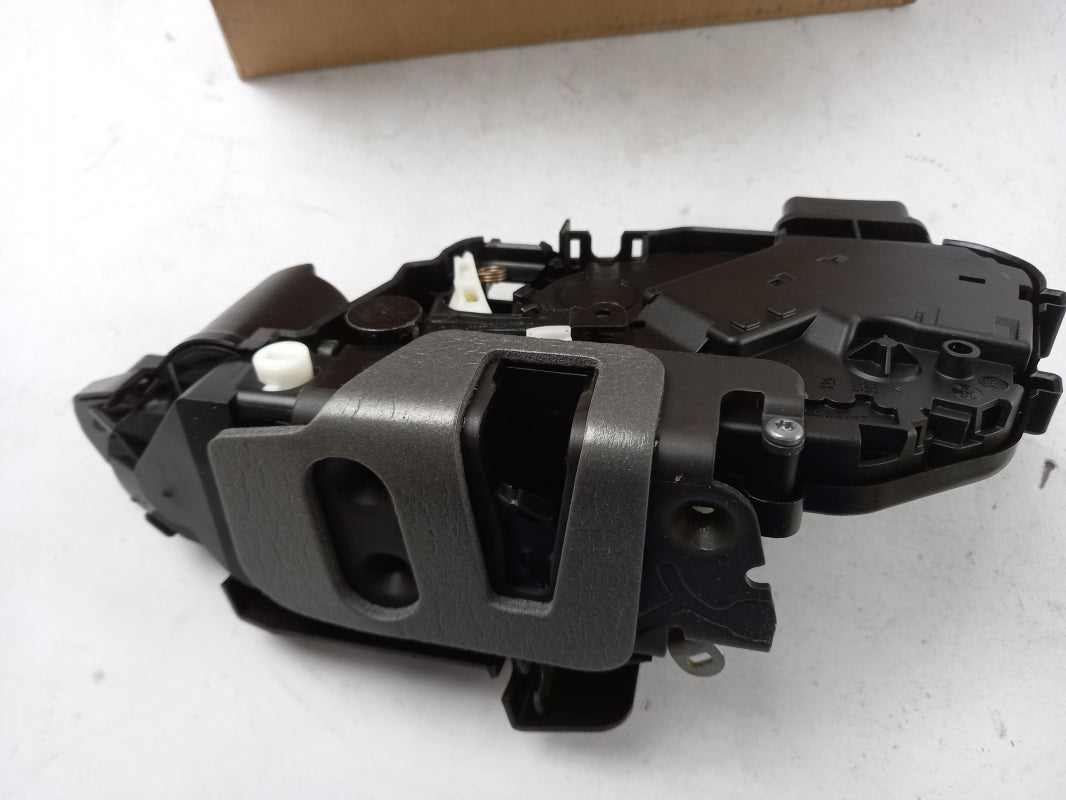 Original OE LAND ROVER Türschloss LR091351