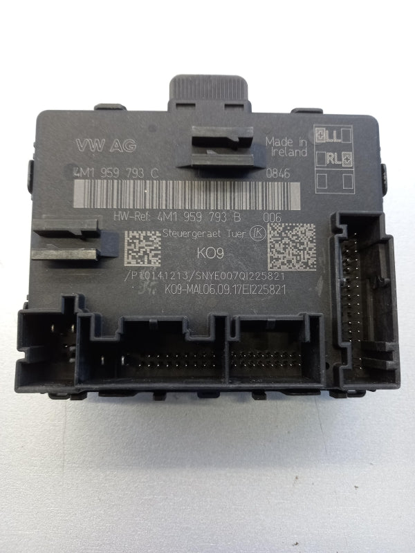 Original OE Volkswagen control unit 4M1959793C 