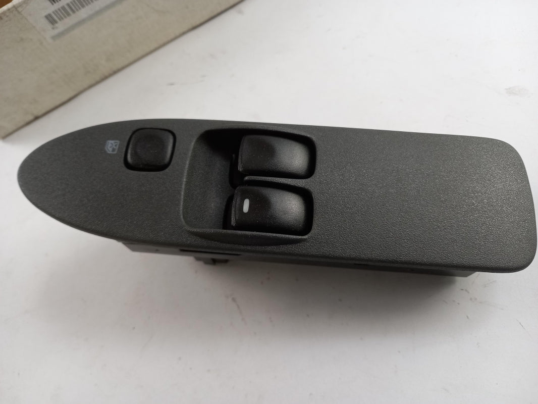 Original OE MITSUBISHI Fensterheberschalter MR915959