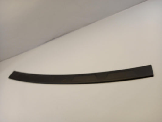 Original OE SUZUKI Ladekantenschutz 990E061M62000