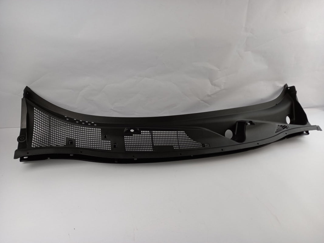 Original NISSAN Juke F15 Wasserabweiser 668621KA0B