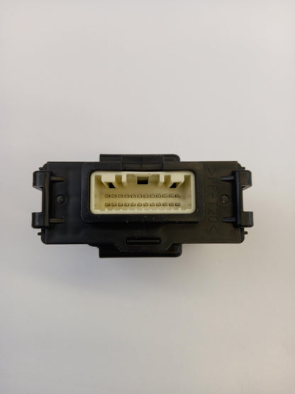 Original NISSAN Qashqai J11 Steuergerät IDM Modul 476A04EA0A