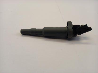 BOSCH Zündspule für BMW E90 E91 E92 316i 318i 320i 0221504471
