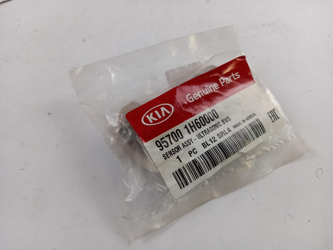 Original OE HYUNDAI/KIA Parksensor 957001H60000