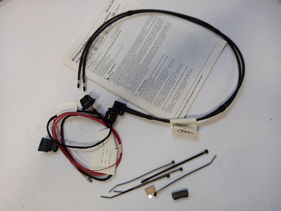 Original AUDI A6 RS6 4F 2005-2011 Einbausatz für Navigationssystem 4F0051322A