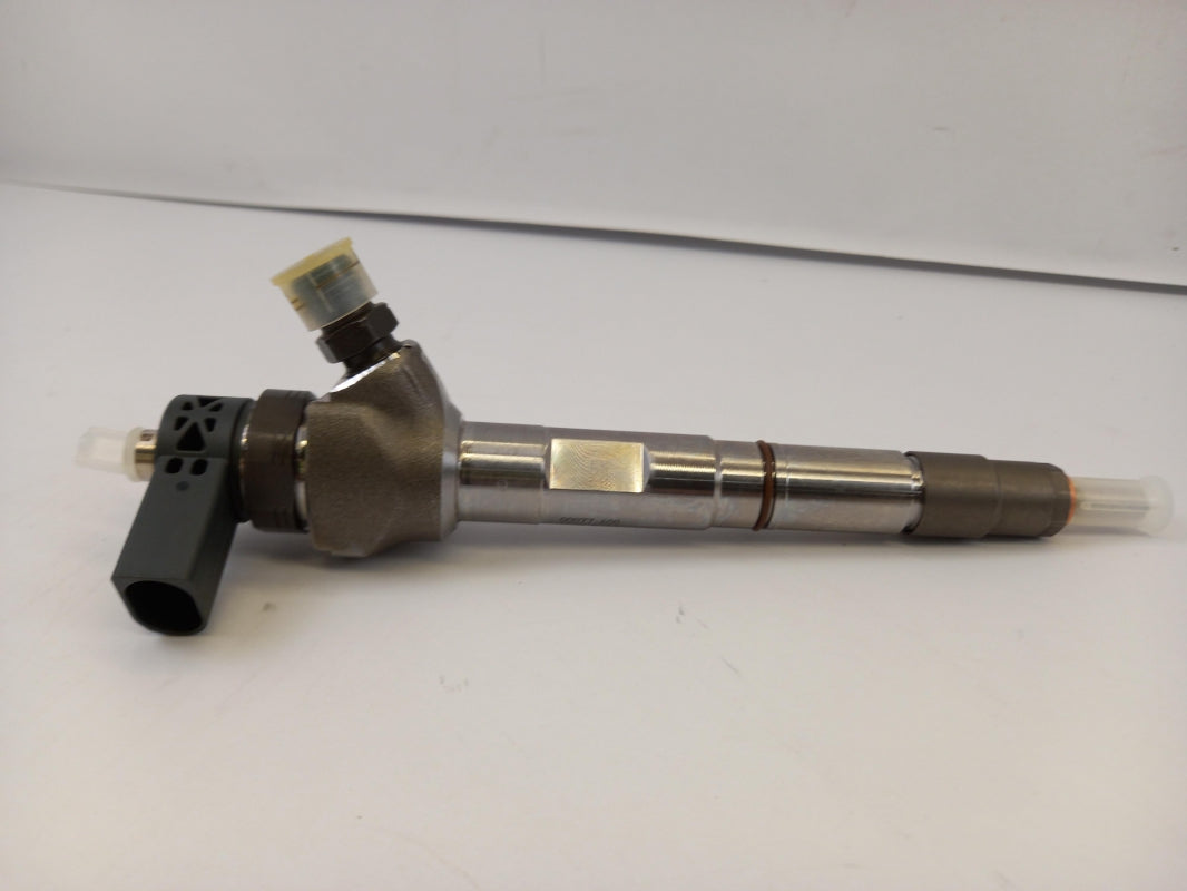 Original OE Volkswagen Injektor 04L130277N