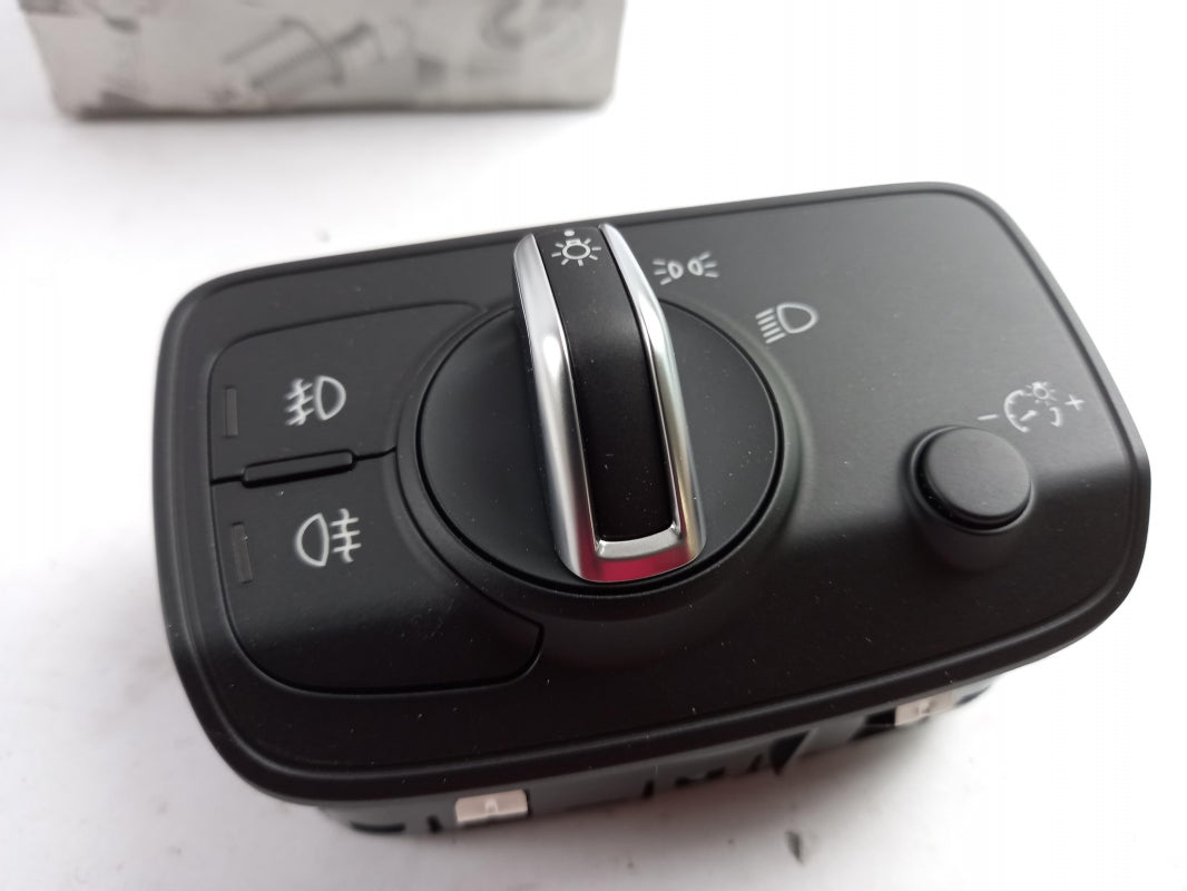 Original AUDI A3 8V 2013-2016 Scheinwerferschalter soulschwarz 8V0941531AC5PR