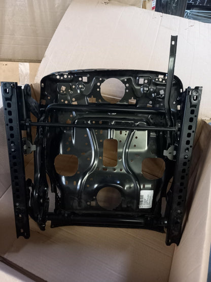 Original AUDI A3 SKODA Octavia Superb SEAT Leon Sitz 5Q4881106A