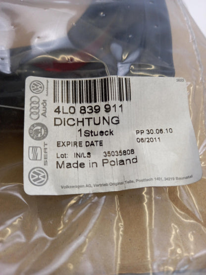 Original OE Volkswagen Türdichtung 4L0839911