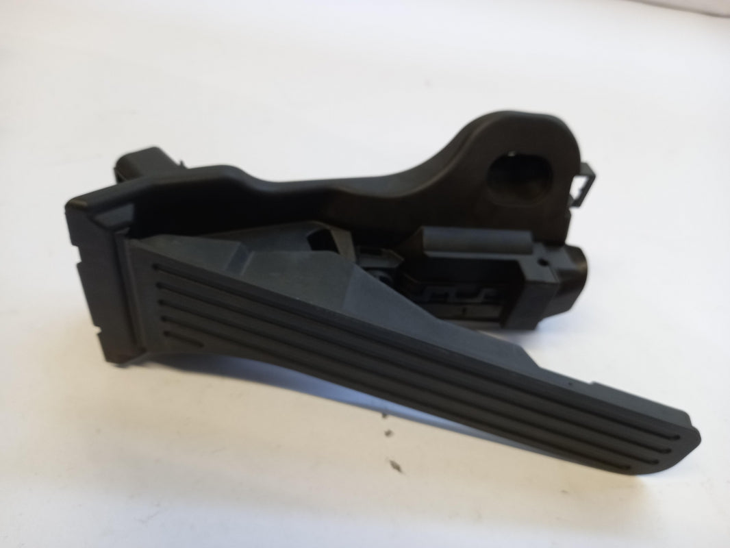 Original VW Caddy 2C SA 2011-2020 Gaspedal mit Elektronikmodul 2K6721503A