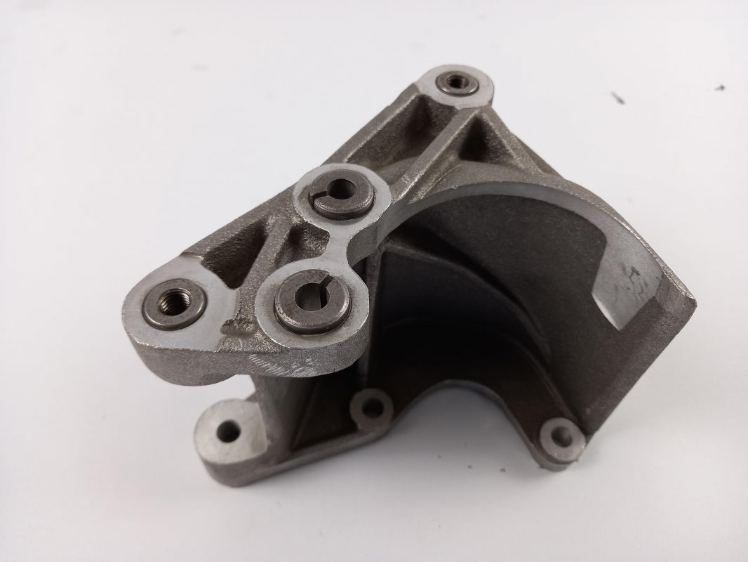 Original OE Volkswagen holder 074145261A 
