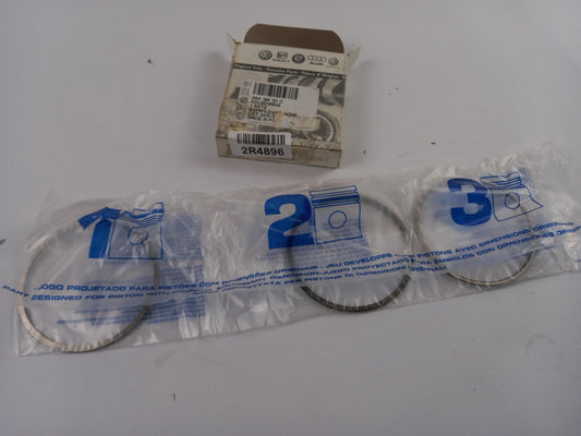 Original AUDI A4 1995-2001 A6 1991-2001 A8 1994-2003 Kolbenringsatz 06A198151C